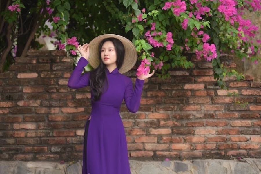 Pesona Warna Pastel dalam Fashion: Lavender Jadi Favorit Tahun Ini!